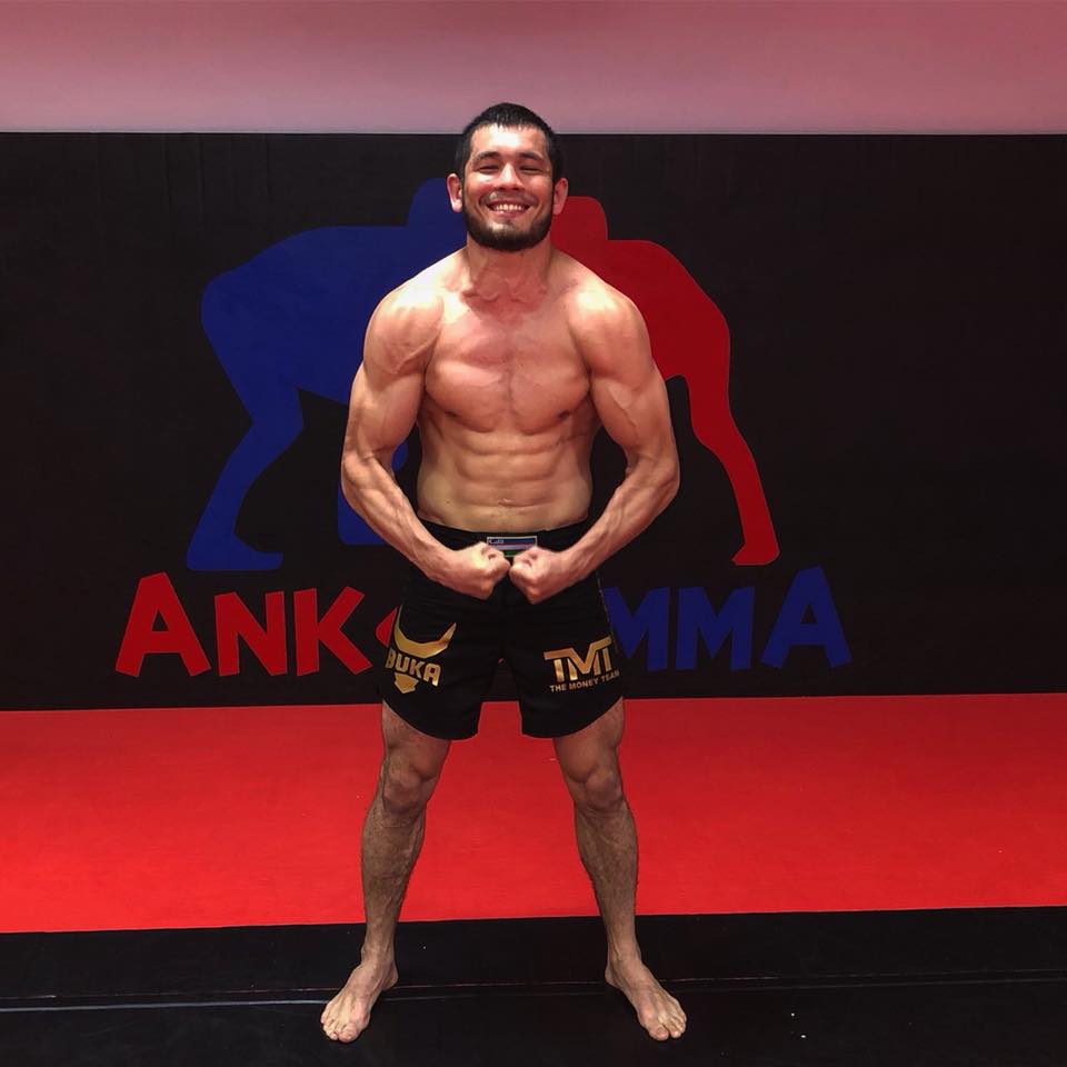 Bojovník MMA Muradov v gay pornu! Spekuluje se i o VIP gay escortu - First  Style